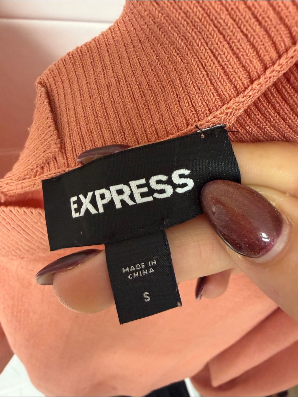Express Rust V-Neck Sweater - Picture 2 of 2